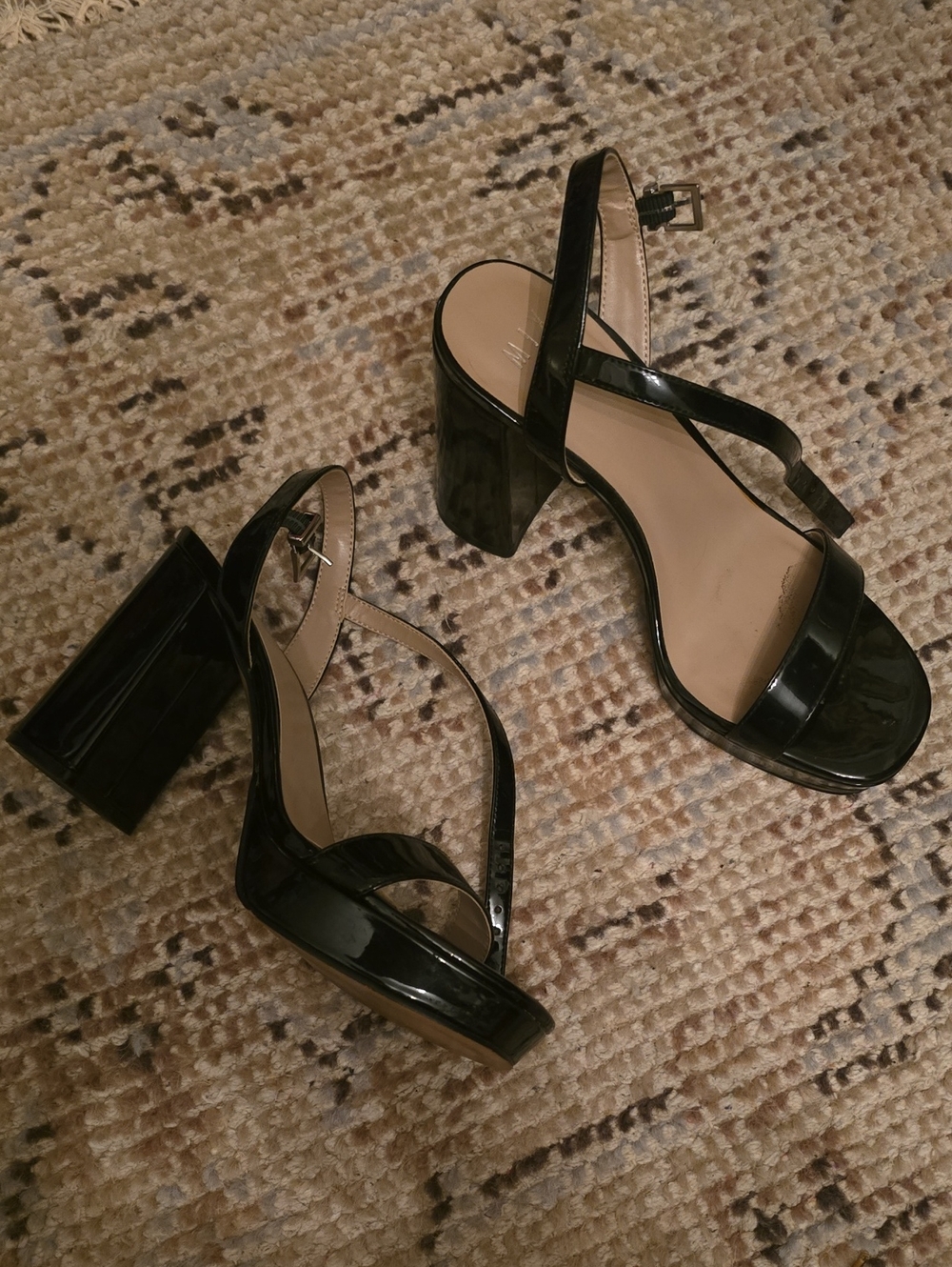Mix No. 6 Black Patent Block Heel Sandals